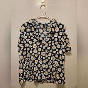 SHEIN Daisy Print Black Blouse